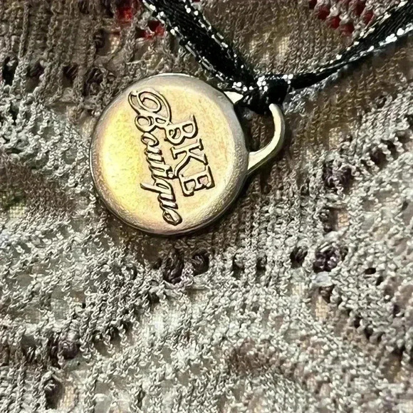 Buckle Women’s size medium lace grey tank top. - Picture 7 of 8